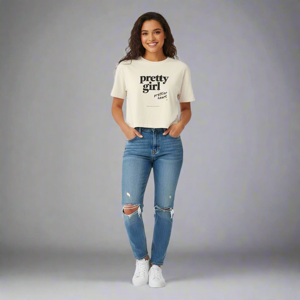 Pretty Girl Boxy Tee - Casual Oversized